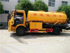 大型吸污车