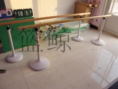 河北邢臺(tái)移動(dòng)舞蹈把桿高耐用 美觀實(shí)用.