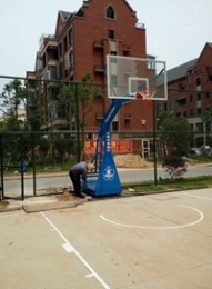 南昌洪都体育用品器材厂供应洪都牌篮球架