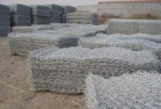 镀锌石笼网专业生产厂家-专注石笼网十余年