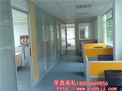 哪里有玻璃隔断高隔断做 深圳办公家具公司