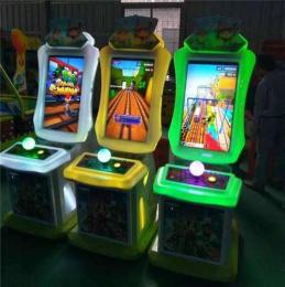 最新儿童乐园游乐设备32寸地铁跑酷游戏机