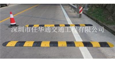 深圳减速带 梯形加速破 橡胶减速带厂家