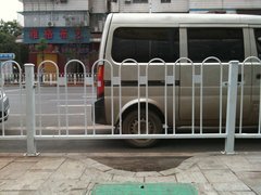成都道路锌钢护栏安装 道路锌钢护栏图片
