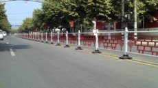 成都锌钢道路护栏 锌钢道路护栏生产厂家