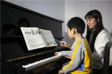 大东钢琴辅导培训班 艺斯腾 艺术人生